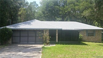 3754 S Apopka Ave in Inverness, FL - Building Photo