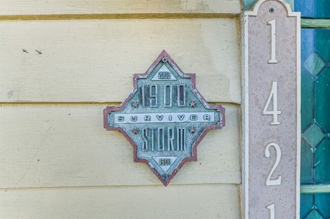 1421 Winnie St in Galveston, TX - Building Photo - Building Photo