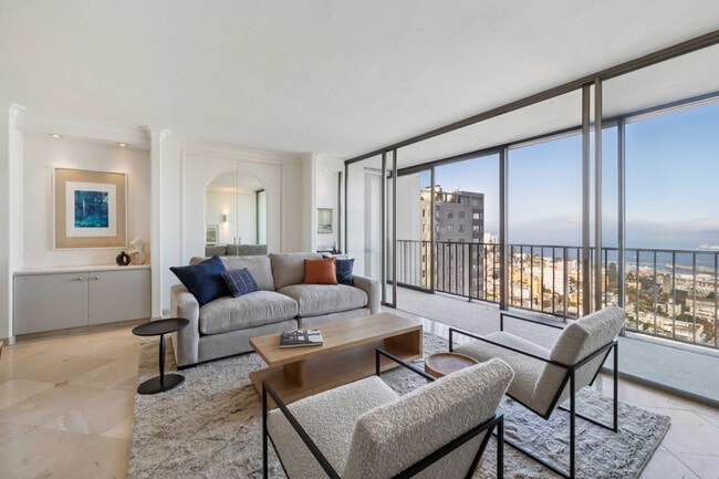 property at 999 Green St