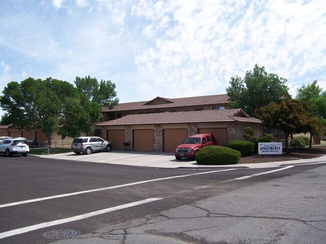 The Linda Vista Apartments in Fallon, NV - Building Photo - Building Photo