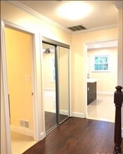 1 Mochen Ct in Sayreville, NJ - Building Photo - Building Photo