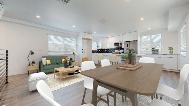 1435 Westmoreland Ave in Los Angeles, CA - Building Photo - Building Photo