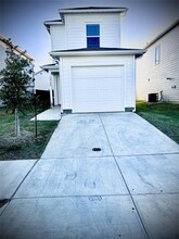 12140 Thoroughbred Dr in Aubrey, TX - Building Photo - Building Photo