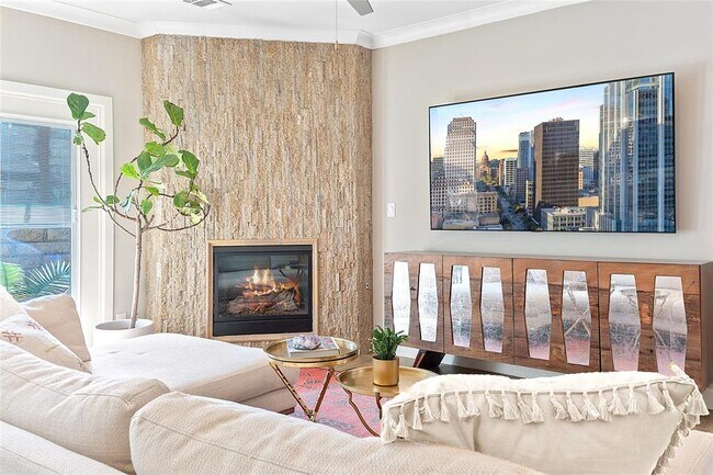 property at 4125 Valley View Rd