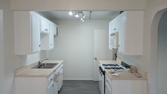 8192 Whitaker St, Unit #C in Buena Park, CA - Building Photo