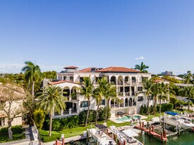 Vela Vista Condominiums in Fort Lauderdale, FL - Building Photo