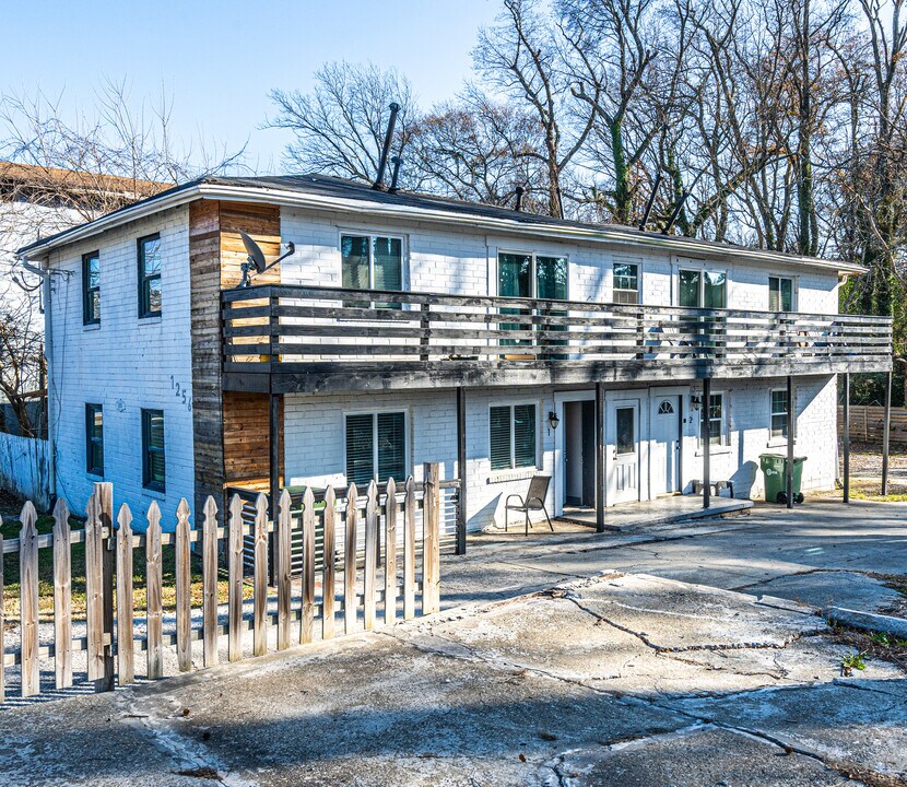 1256 Joseph E Boone Blvd NW in Atlanta, GA - Foto de edificio