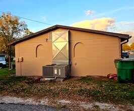 38413 13th Ave, Unit 38413 in Zephyrhills, FL - Foto de edificio - Building Photo