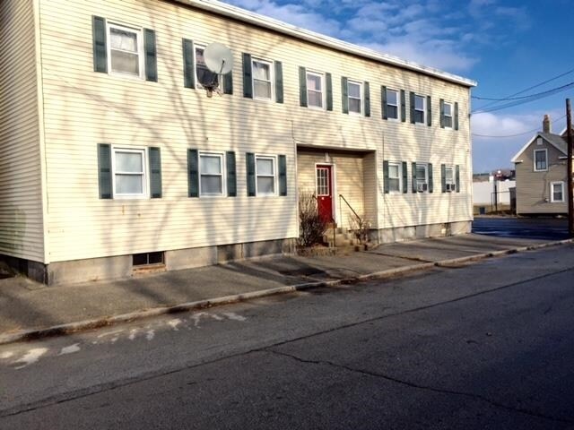 25 Walker St in Manchester, NH - Building Photo - Building Photo