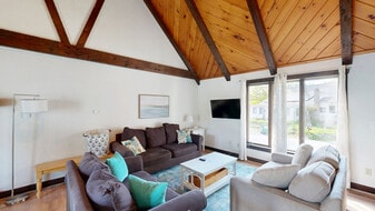 9 Birch Dr, Unit ID1380186P in Webster, MA - Building Photo