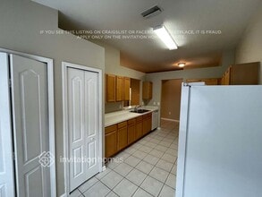 25313 Flying Ebony Ln in Zephyrhills, FL - Building Photo - Building Photo