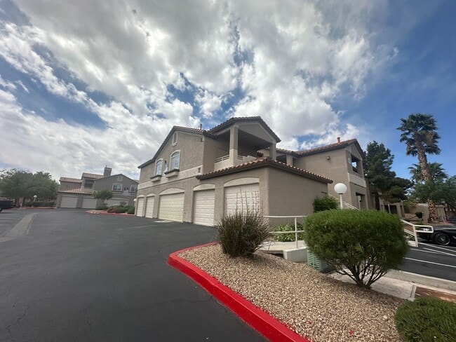 property at 75 N Valle Verde Dr