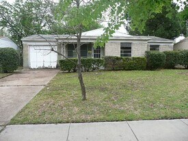 4864 Harper Dr in Mesquite, TX - Building Photo