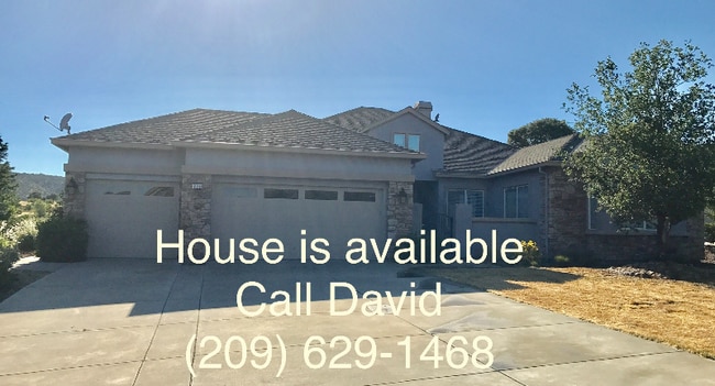property at 205 Quail Meadow Ln