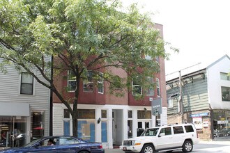 843-845 W Armitage Ave in Chicago, IL - Building Photo - Building Photo