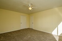 2110 Whiteback Dr photo'