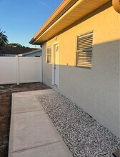 7605 Bergamot Dr, Unit 1 in Port Richey, FL - Building Photo - Building Photo