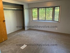 14221 E County Rd 1300 N in Dunkirk, IN - Building Photo - Building Photo