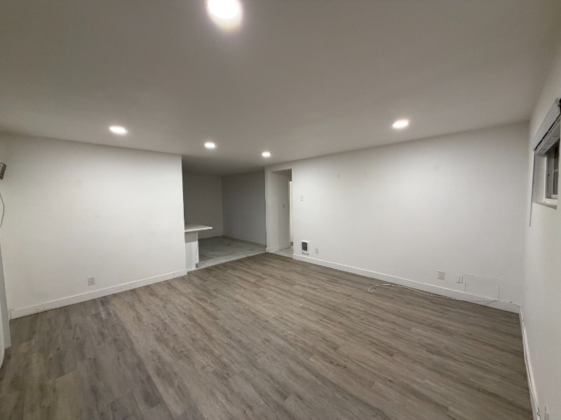 1215 Ximeno Ave in Long Beach, CA - Building Photo