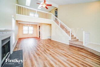 1103 Crestview St in Reynoldsburg, OH - Building Photo - Building Photo