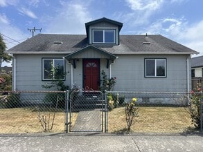 1407 N St in Arcata, CA - Building Photo - Building Photo