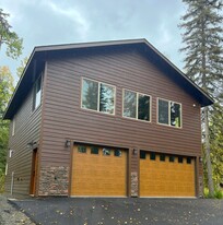 38085 Rainbow Dr in Soldotna, AK - Building Photo
