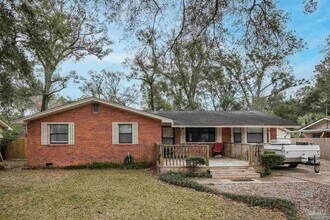 6314 White Oak Dr in Pensacola, FL - Building Photo - Building Photo