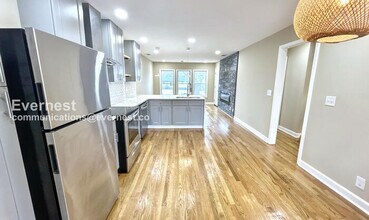 2047 Nettie Ct in Decatur, GA - Building Photo - Building Photo