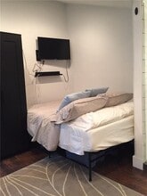 1810 Newton St, Unit C in Austin, TX - Building Photo - Building Photo