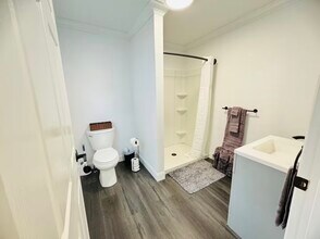 10 Palmer St, Unit Suite 1 in Calais, ME - Foto de edificio - Building Photo