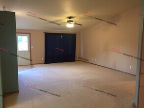 423 E Avery Rd in Chehalis, WA - Building Photo - Building Photo