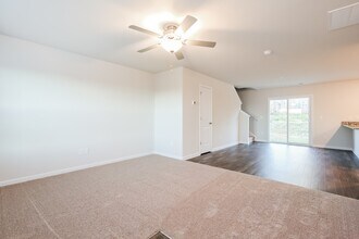2127 Southlea Dr in Inman, SC - Building Photo - Building Photo