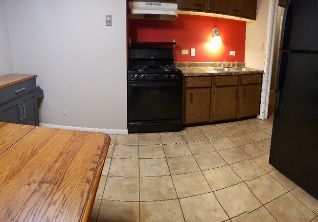 4327 Lindenwood Dr