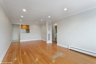 6060 N Ridge Ave in Chicago, IL - Building Photo - Building Photo
