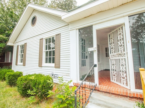 property at 1632 43rd Pl