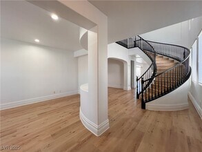 599 Center Green Dr in Las Vegas, NV - Building Photo - Building Photo