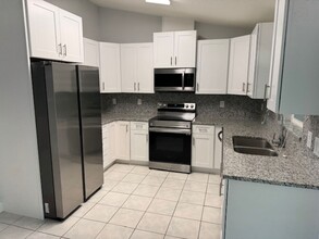 17 Providence Ln in Palm Coast, FL - Building Photo - Building Photo