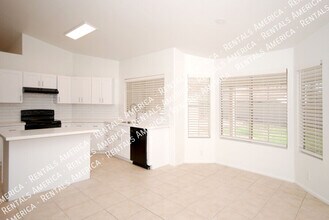 6769 W Tonto Dr in Glendale, AZ - Building Photo - Building Photo