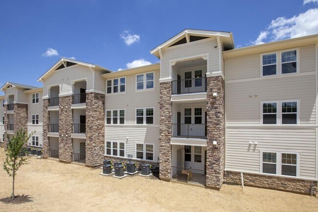 property at 4100 N Parkdale Ln