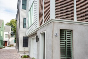 4 Sanctuary Ct in Charleston, SC - Building Photo