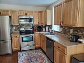 261 Downing Dr, Unit Private apartment in Chesapeake, VA - Building Photo - Building Photo