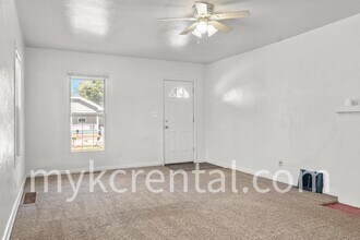 1131 Hasbrook Ave in Kansas City, KS - Building Photo - Building Photo