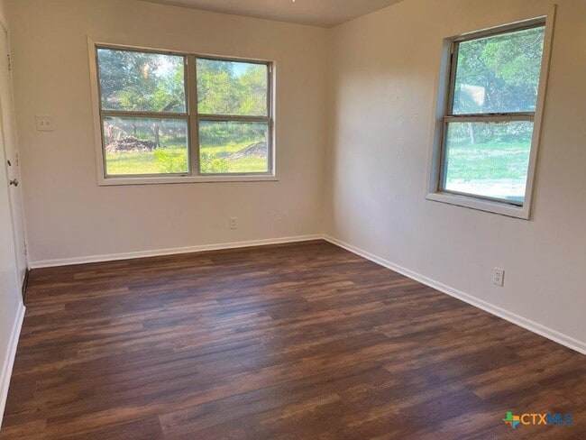 property at 253 N Scenic Loop