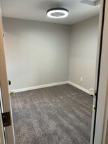 636 S Johnson St in Iowa City, IA - Building Photo