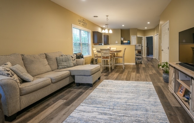 126 S Beckman Dr in Altoona, PA - Foto de edificio - Building Photo