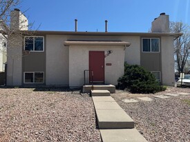 1825 Zebulon Dr in Colorado Springs, CO - Building Photo