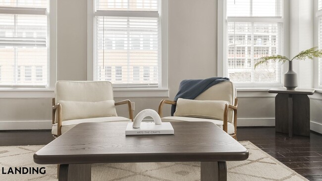 617 W Lexington St, Unit B3