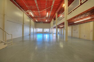 The Lofts @ 610 Central in Albuquerque, NM - Building Photo - Building Photo