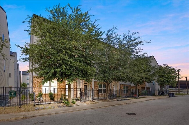 property at 707 Schwartz St