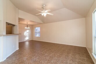 12303 Westlock Dr, Unit 310 in Tomball, TX - Building Photo - Building Photo